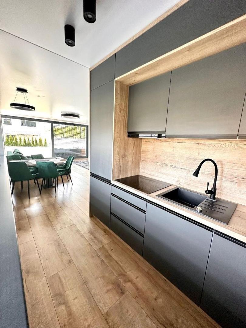 Luxury Apartments Maly Slavkov ภายนอก รูปภาพ