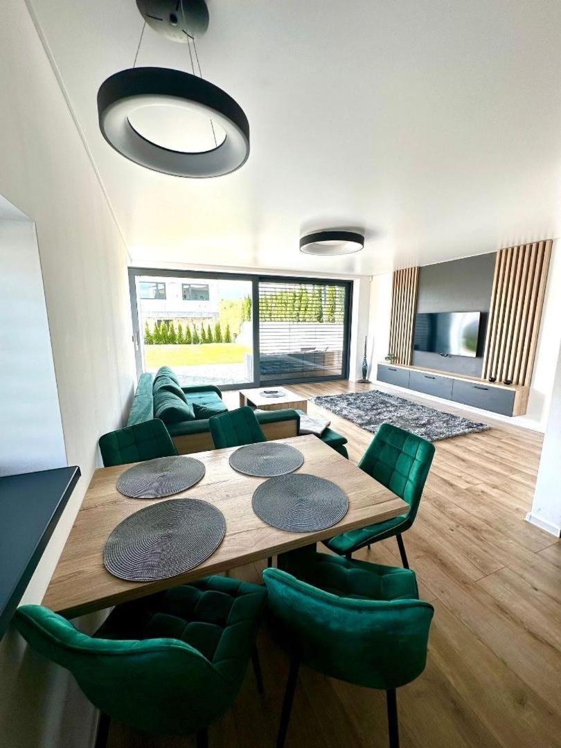 Luxury Apartments Maly Slavkov ภายนอก รูปภาพ